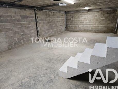 Maison - 218 m² - 8 pièces