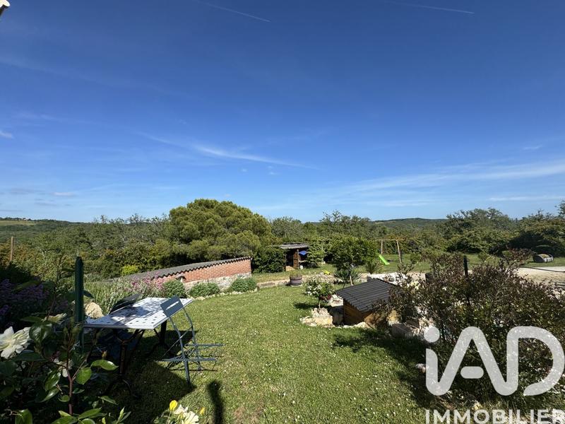 Maison - 95 m² - 6 pièces