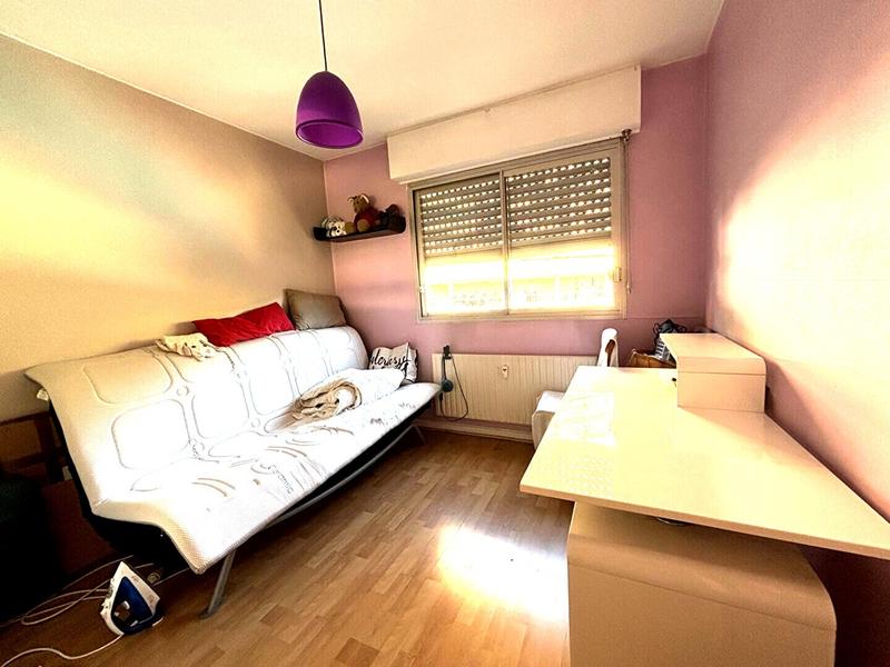 Appartement - 100 m² - 5 pièces