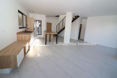 Maison contemporaine - 111 m² - 5 pièces