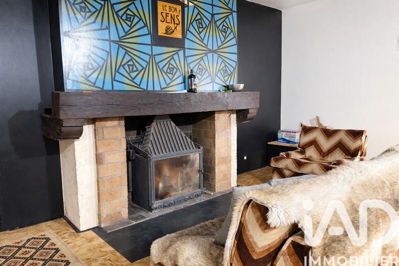 Maison - 300 m² - 5 pièces