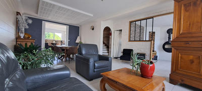 Maison - 135 m² - 6 pièces