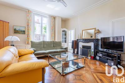 Appartement - 166 m² - 5 pièces