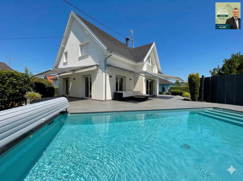 Maison - 256 m² - 7 pièces