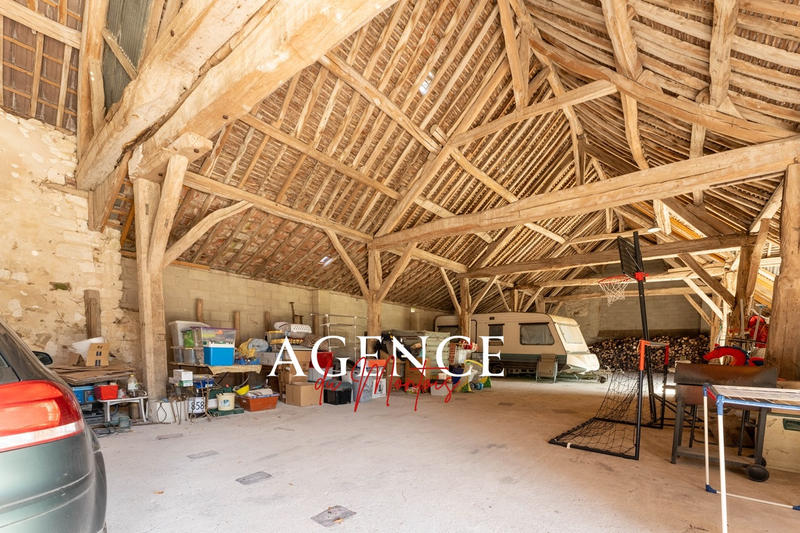 Maison - 179 m² - 6 pièces