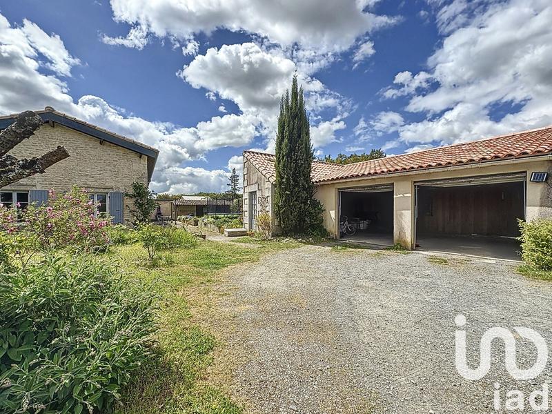 Maison - 181 m² - 5 pièces