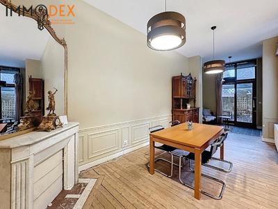 Appartement - 162 m² - 7 pièces