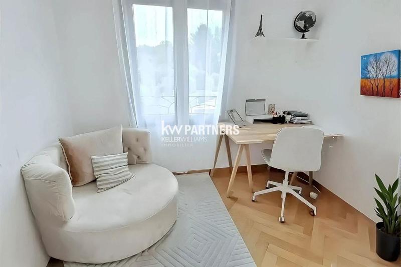 Maison d'architecte - 446 m² - 9 pièces