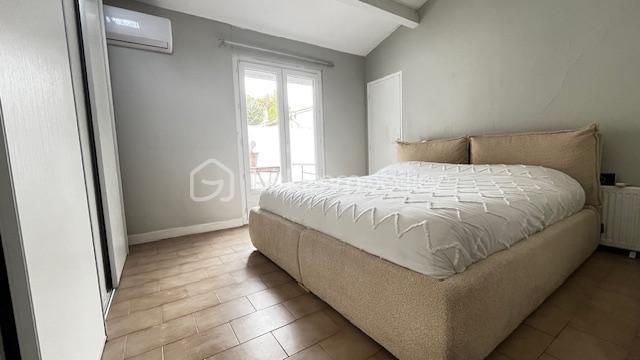 Maison - 102 m² - 3 pièces