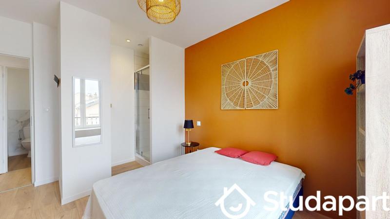 Chambre - 12 m² - 1 pièce