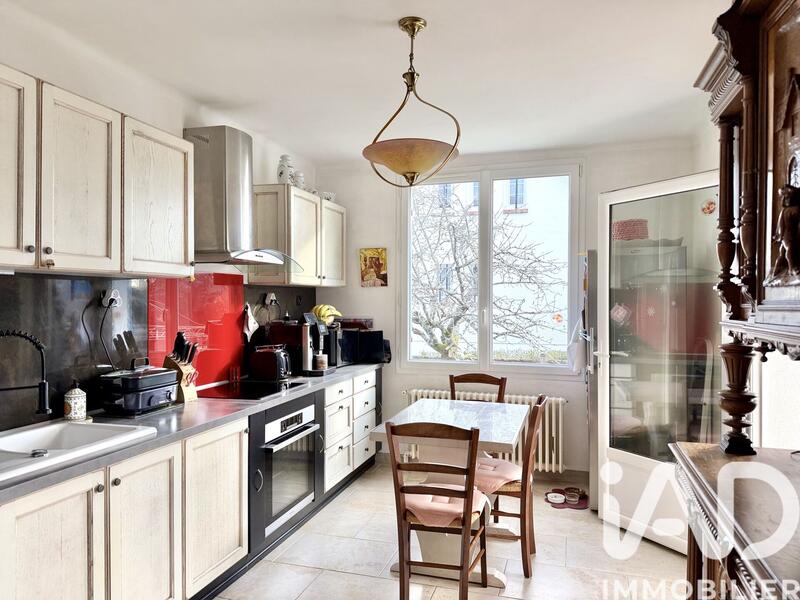 Maison - 170 m² - 7 pièces