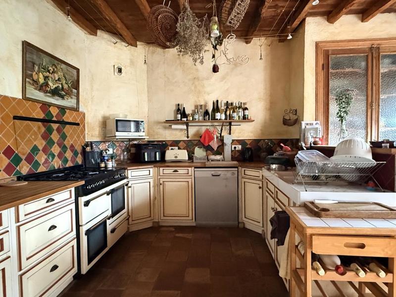 Moulin - 464 m² - 11 pièces