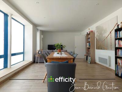 Maison - 330 m² - 14 pièces