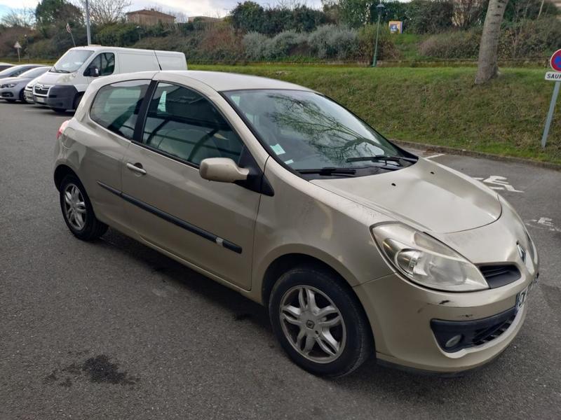 Renault Clio III 1.2 75 Cv Dynamique