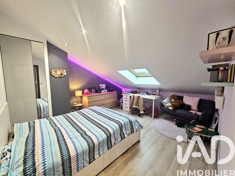 Maison - 168 m² - 7 pièces