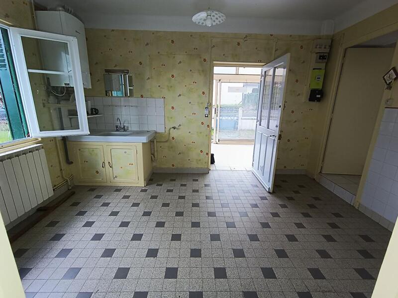 Maison - 94 m² - 5 pièces