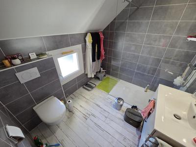 Maison - 176 m² - 12 pièces