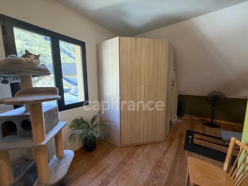 Maison - 92 m² - 3 pièces