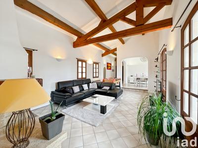 Maison - 216 m² - 7 pièces
