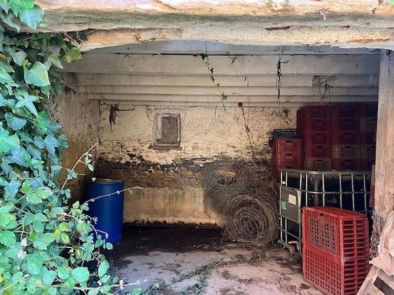 Cave / Box - 230 m²