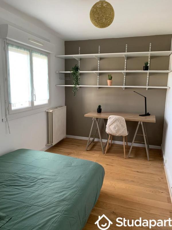 Chambre - 10 m² - 1 pièce