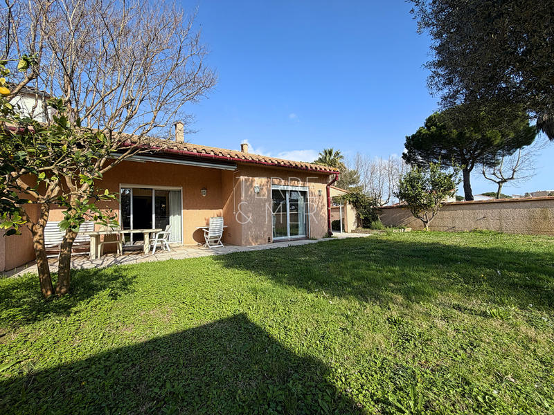 Maison - 240 m² - 7 pièces
