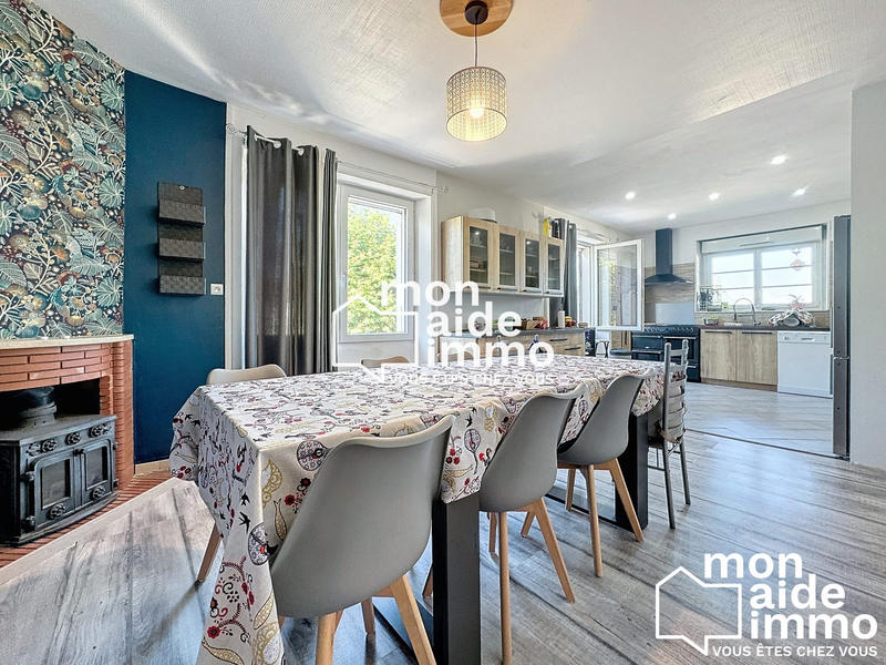 Maison - 140 m² - 5 pièces