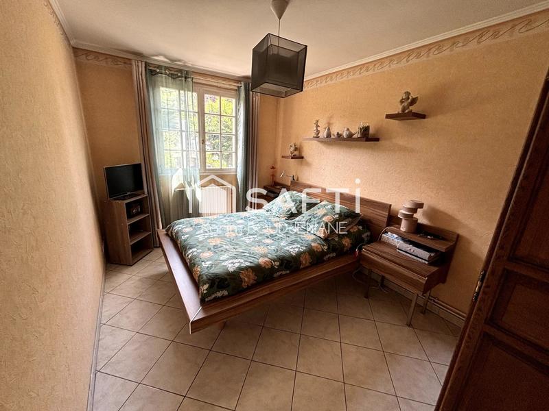 Maison - 102 m² - 5 pièces