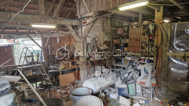 Immeuble - 630 m² - 1 pièce