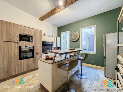 Maison traditionnelle - 109 m² - 4 pièces