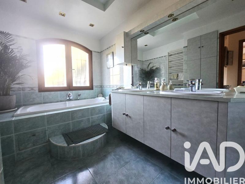 Maison - 125 m² - 6 pièces