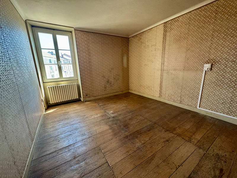 Maison - 198 m² - 6 pièces