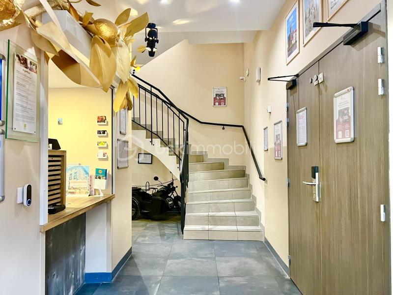 Bureau - 1 300 m² - 38 pièces