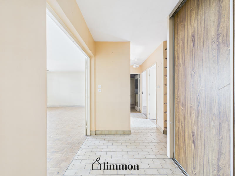 Appartement - 70 m² - 3 pièces