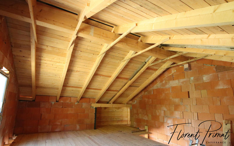 Maison - 79 m² - 5 pièces