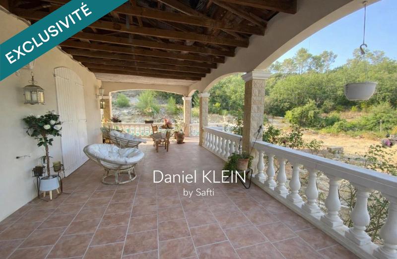 Maison - 230 m² - 6 pièces