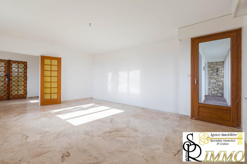 Appartement - 122 m² - 4 pièces