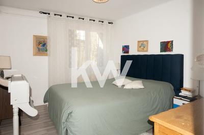 Maison - 192 m² - 7 pièces