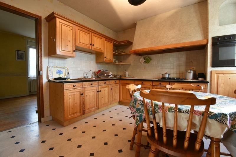 Maison - 74 m² - 6 pièces