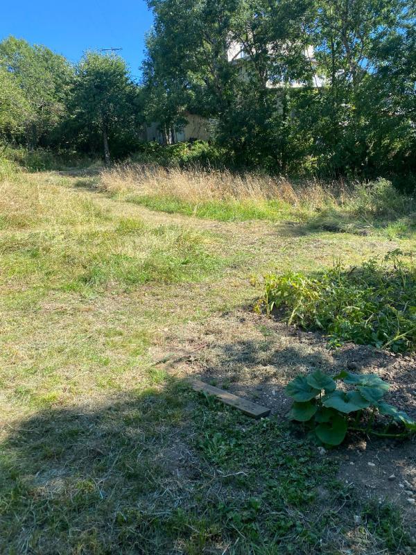 Terrain constructible - 1 294 m²