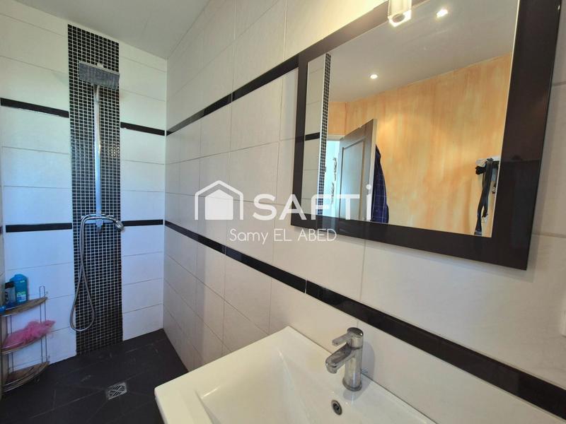 Maison - 135 m² - 6 pièces