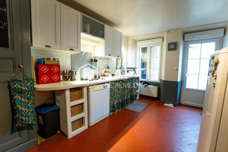 Maison - 135 m² - 4 pièces