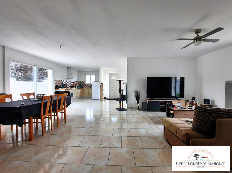 Maison - 110 m² - 4 pièces