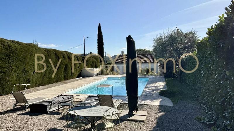 Maison - 135 m² - 7 pièces