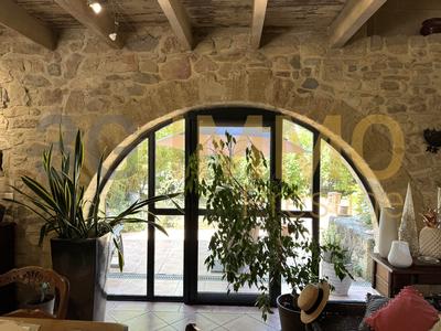 Moulin - 182 m² - 9 pièces