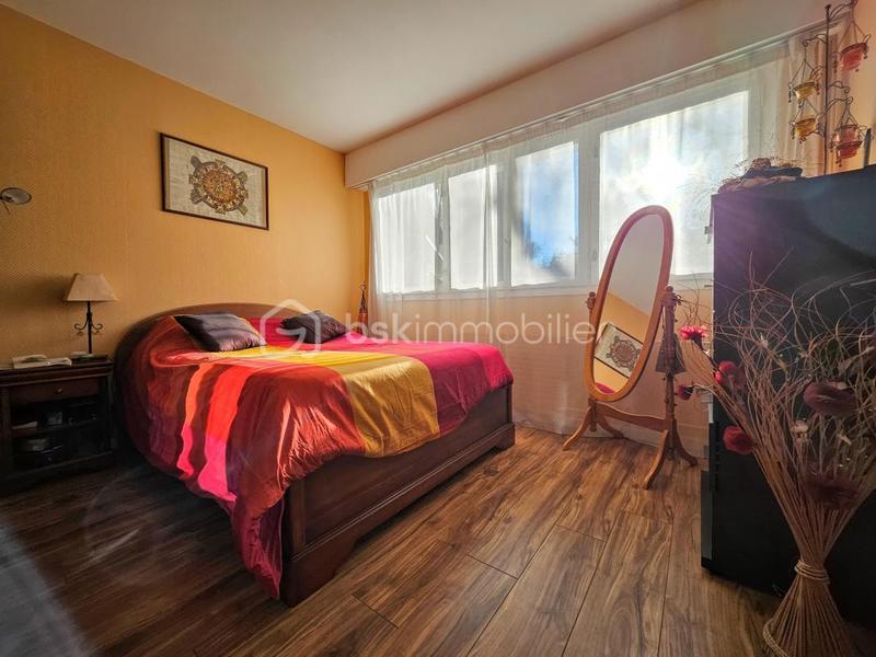 Appartement - 95 m² - 5 pièces