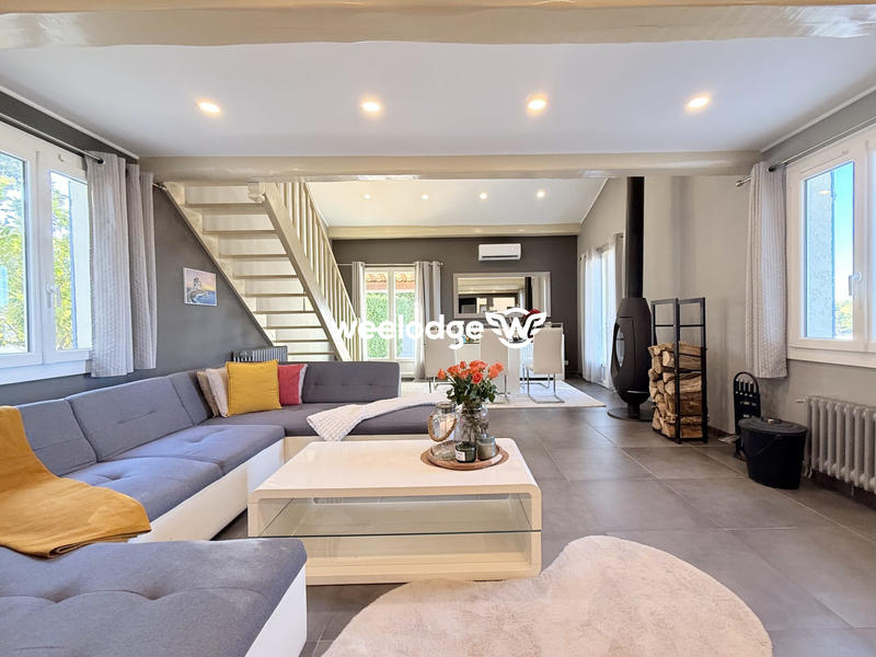 Maison - 168 m² - 7 pièces