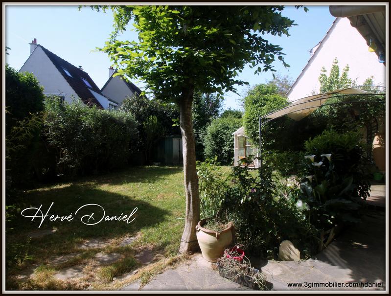 Maison jumelée - 149 m² - 7 pièces