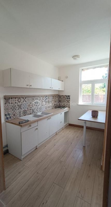 Maison traditionnelle - 90 m² - 5 pièces