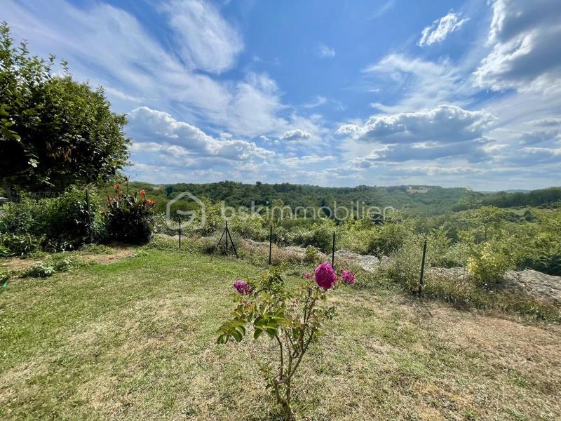 Maison traditionnelle - 121 m² - 6 pièces